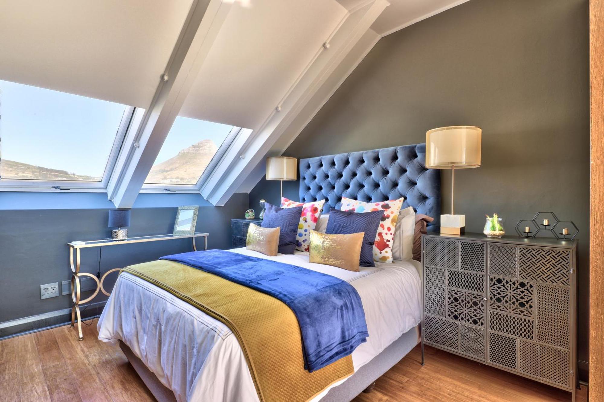Avenue One Apartment
