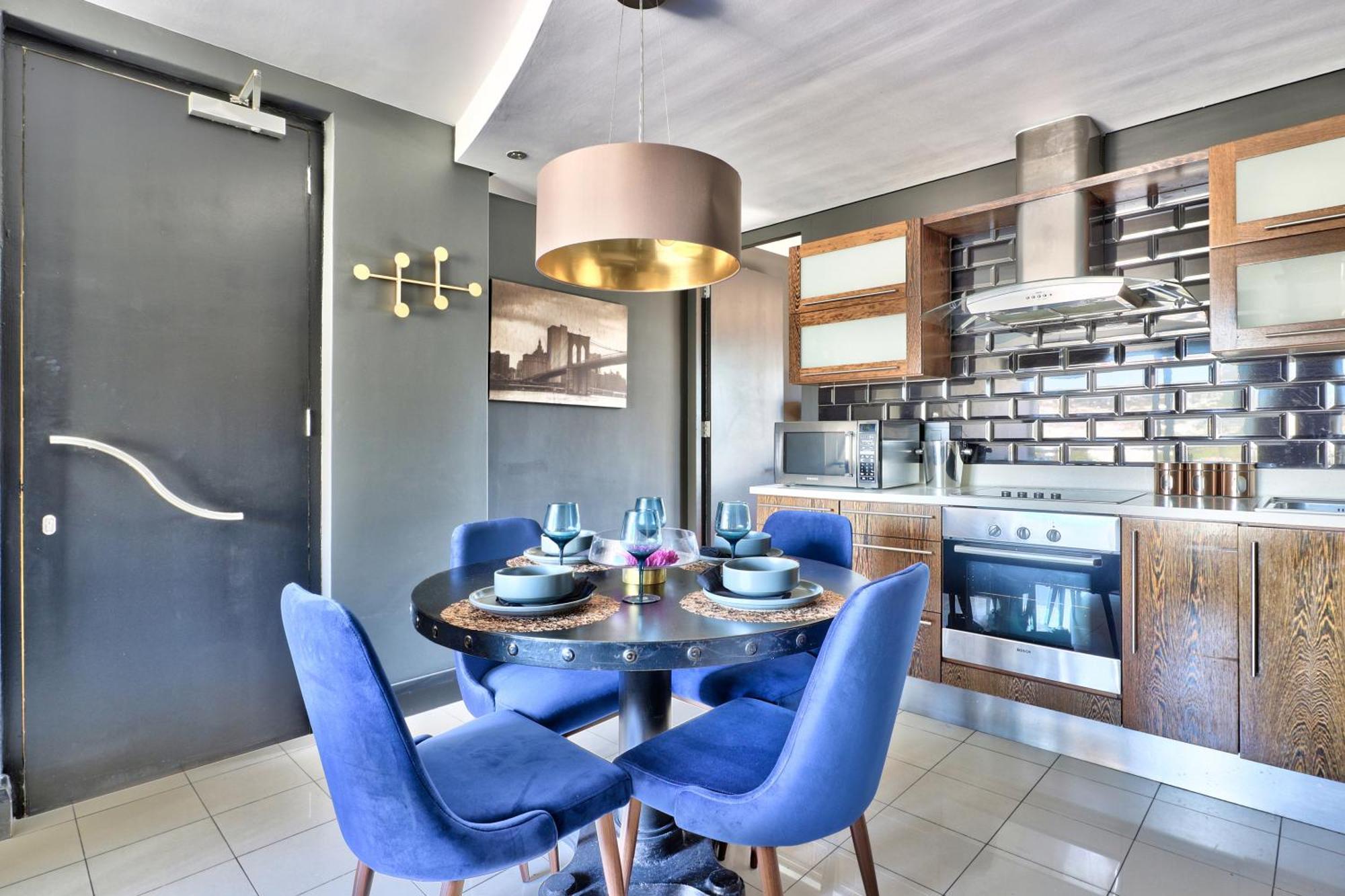 Avenue One * Cape Town