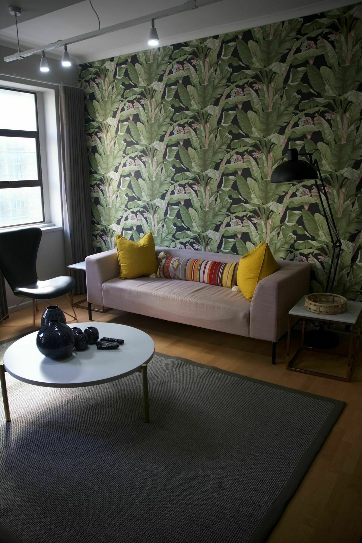 Apartment Avenue One *